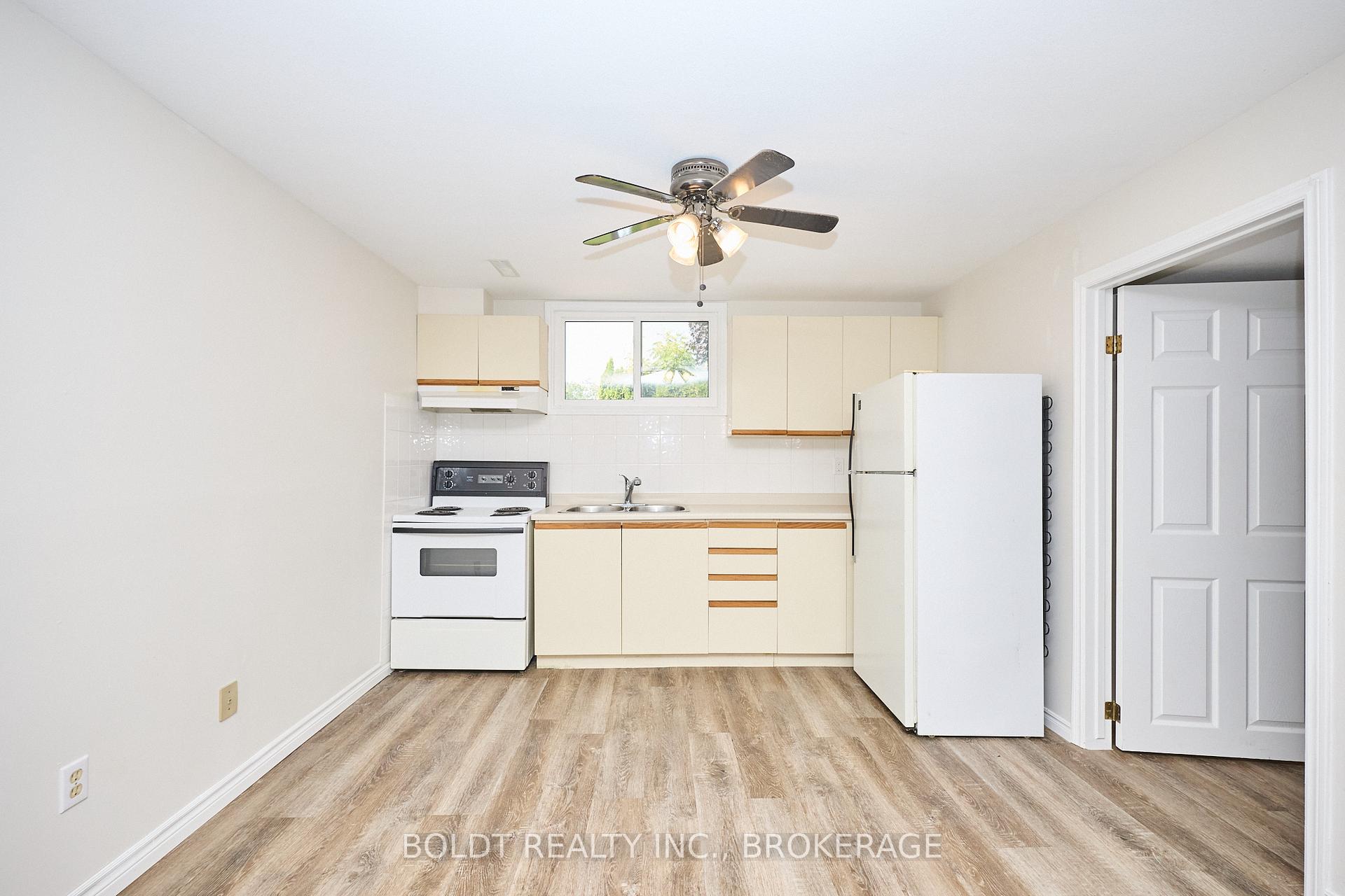 Photo 15 of 17-19 Colborne Street, Thorold, Thorold Downtown — HOMEH