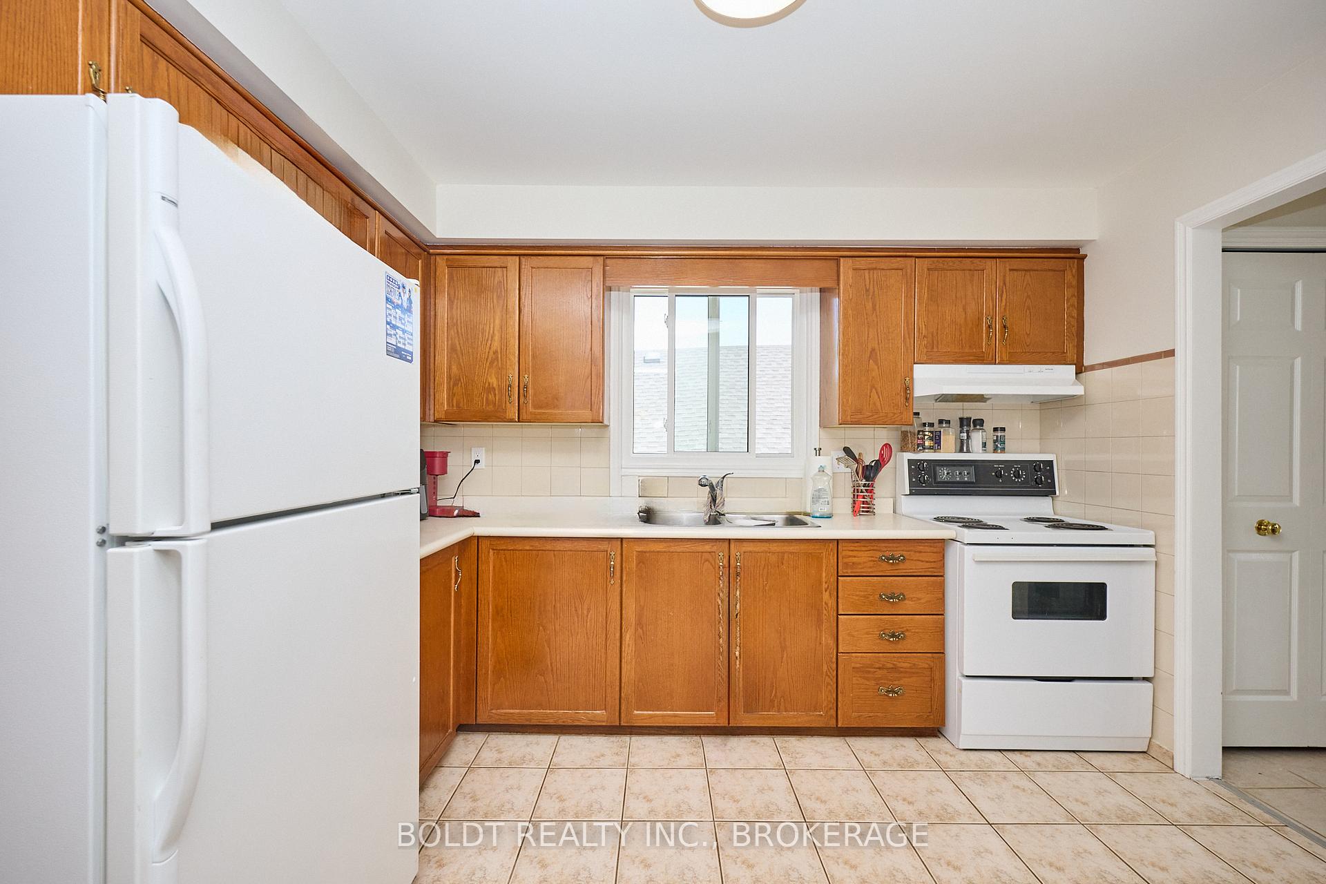 Photo 21 of 17-19 Colborne Street, Thorold, Thorold Downtown — HOMEH