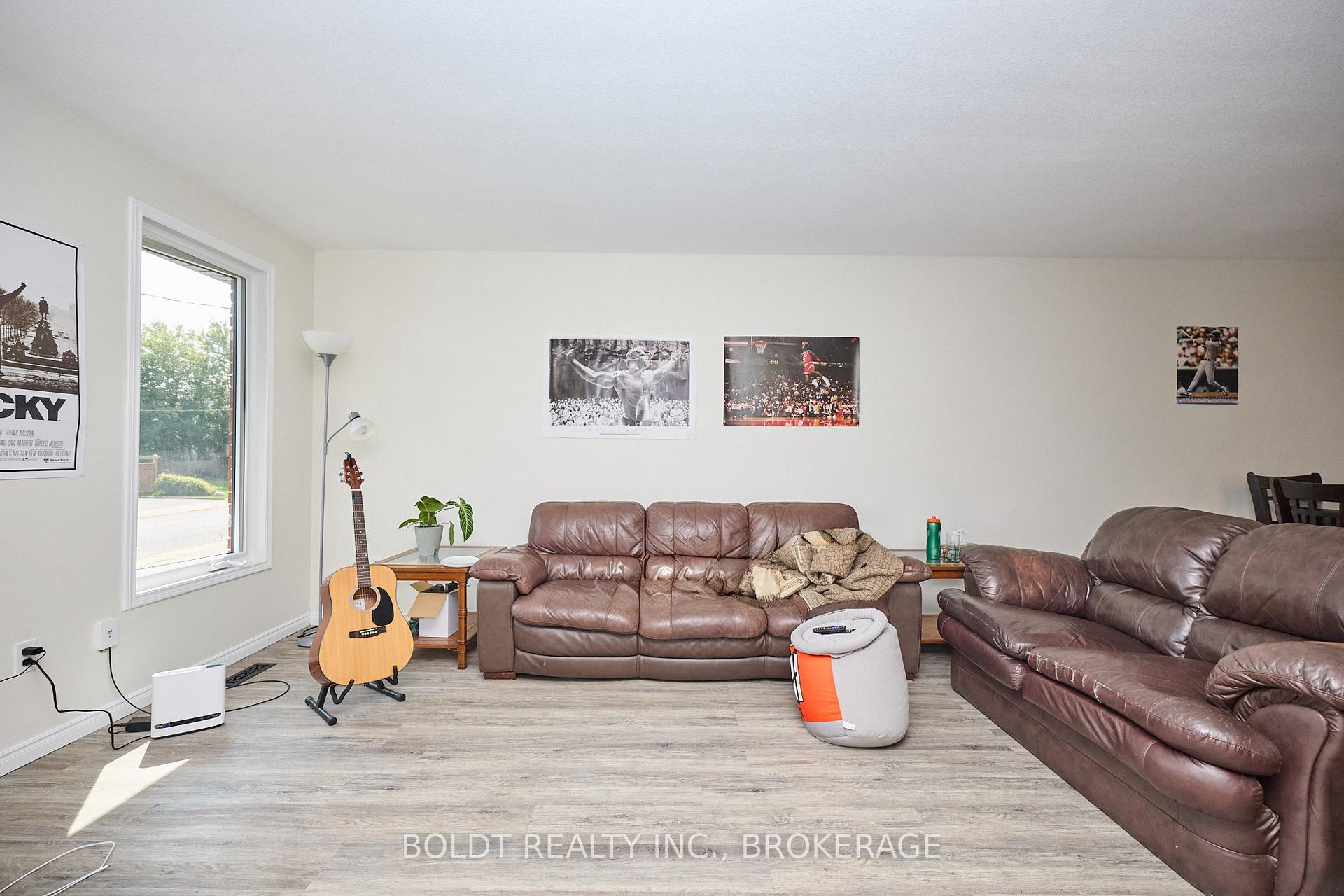 Photo 23 of 17-19 Colborne Street, Thorold, Thorold Downtown — HOMEH