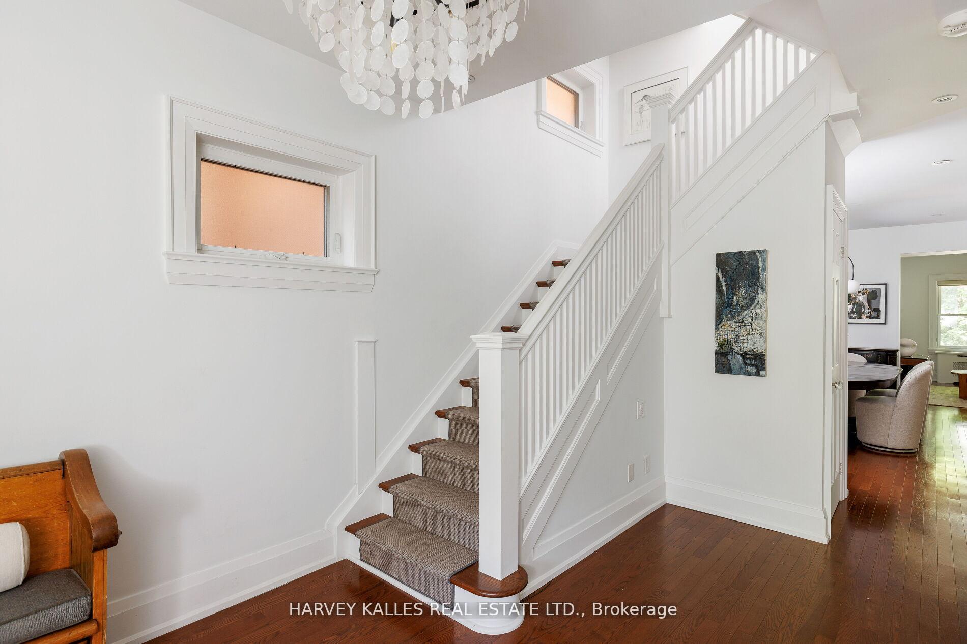 Photo 21 of 8 Edgewood Crescent, Toronto, Rosedale-Moore Park — HOMEH