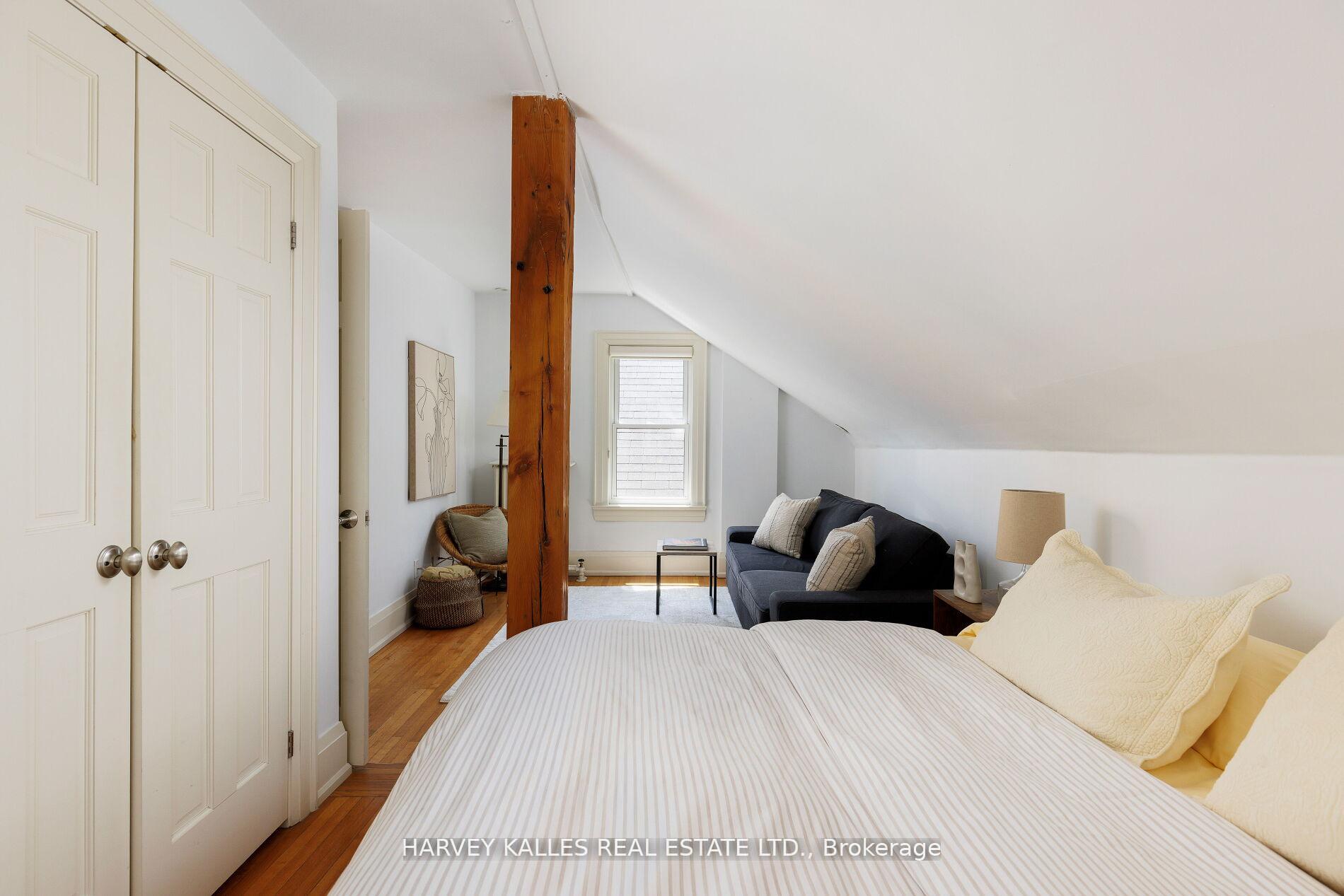 Photo 31 of 8 Edgewood Crescent, Toronto, Rosedale-Moore Park — HOMEH