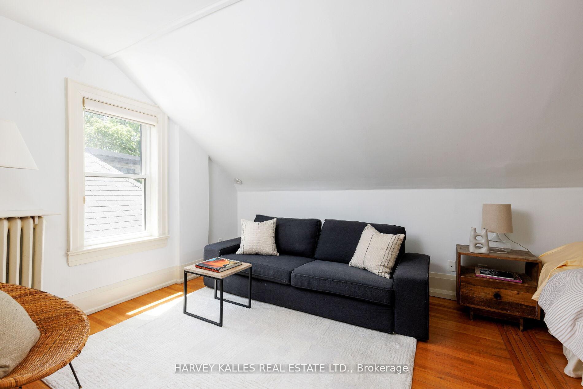 Photo 32 of 8 Edgewood Crescent, Toronto, Rosedale-Moore Park — HOMEH