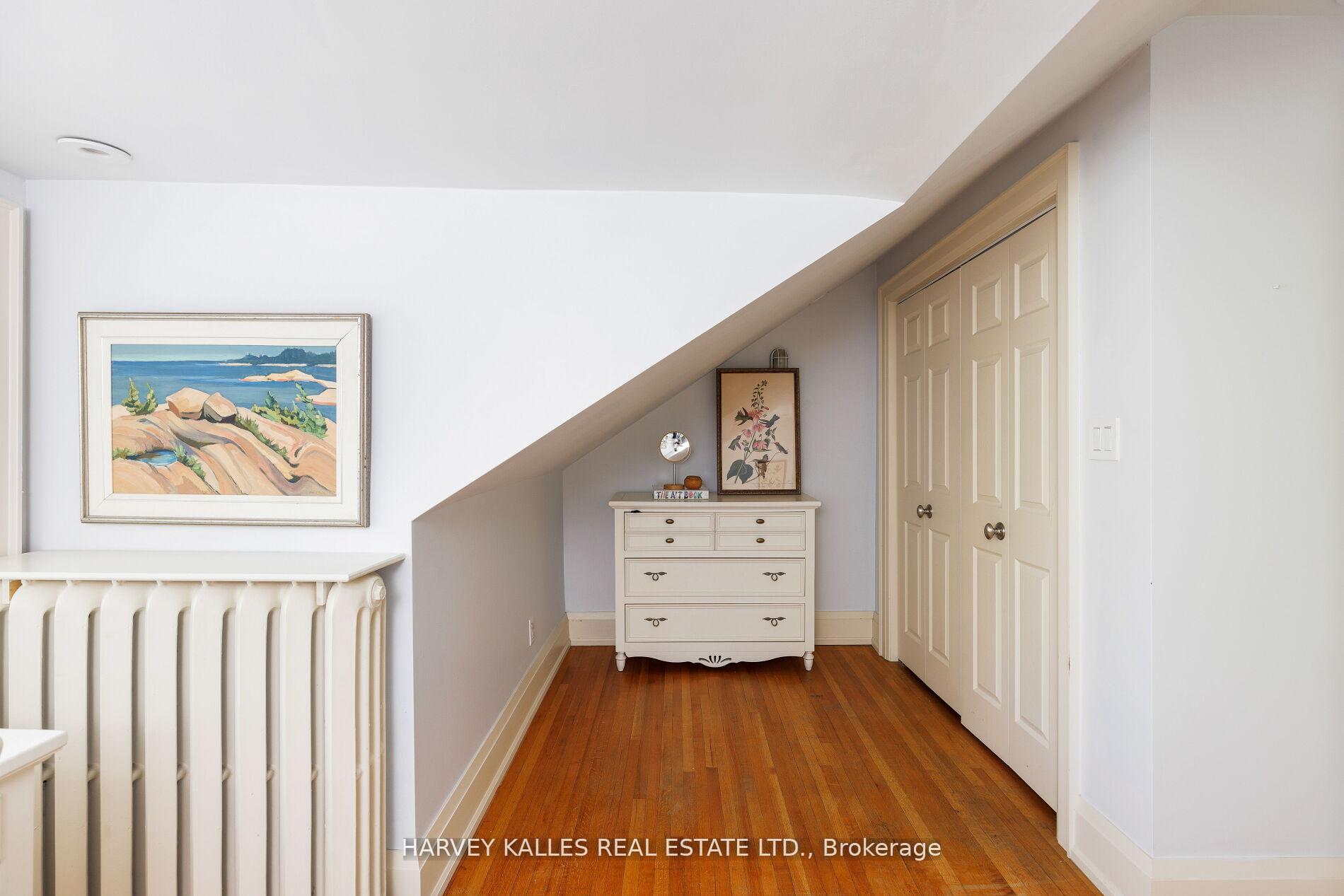 Photo 34 of 8 Edgewood Crescent, Toronto, Rosedale-Moore Park — HOMEH