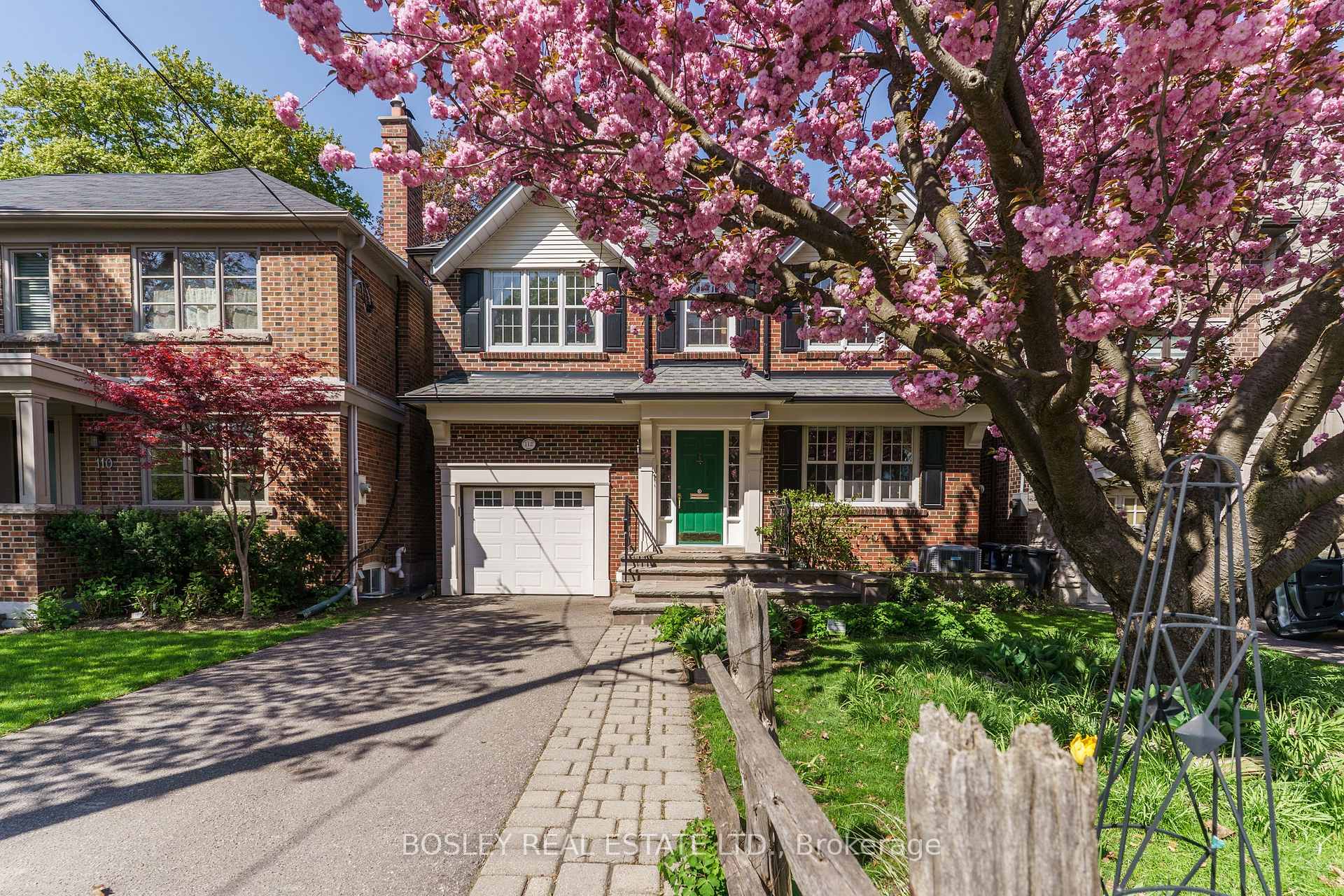 Photo 3 of 112 Brentcliffe Road, Toronto, Leaside — HOMEH