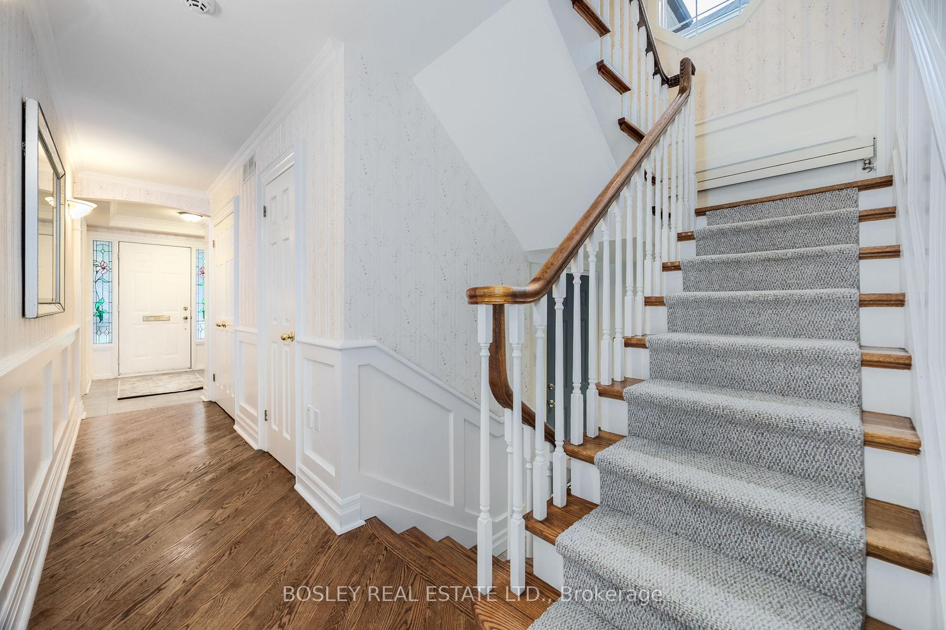 Photo 16 of 112 Brentcliffe Road, Toronto, Leaside — HOMEH