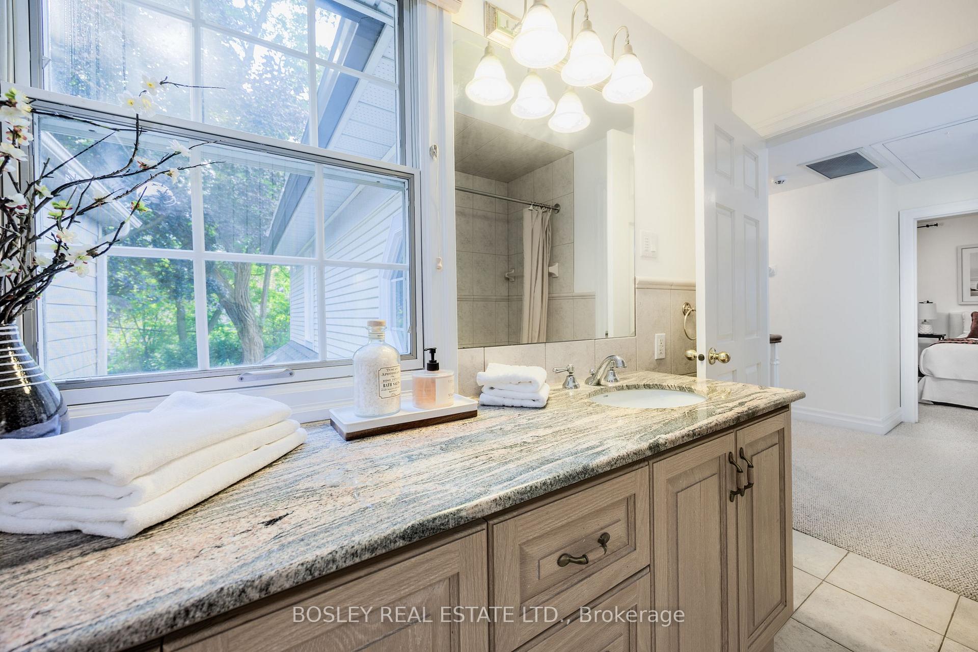 Photo 30 of 112 Brentcliffe Road, Toronto, Leaside — HOMEH