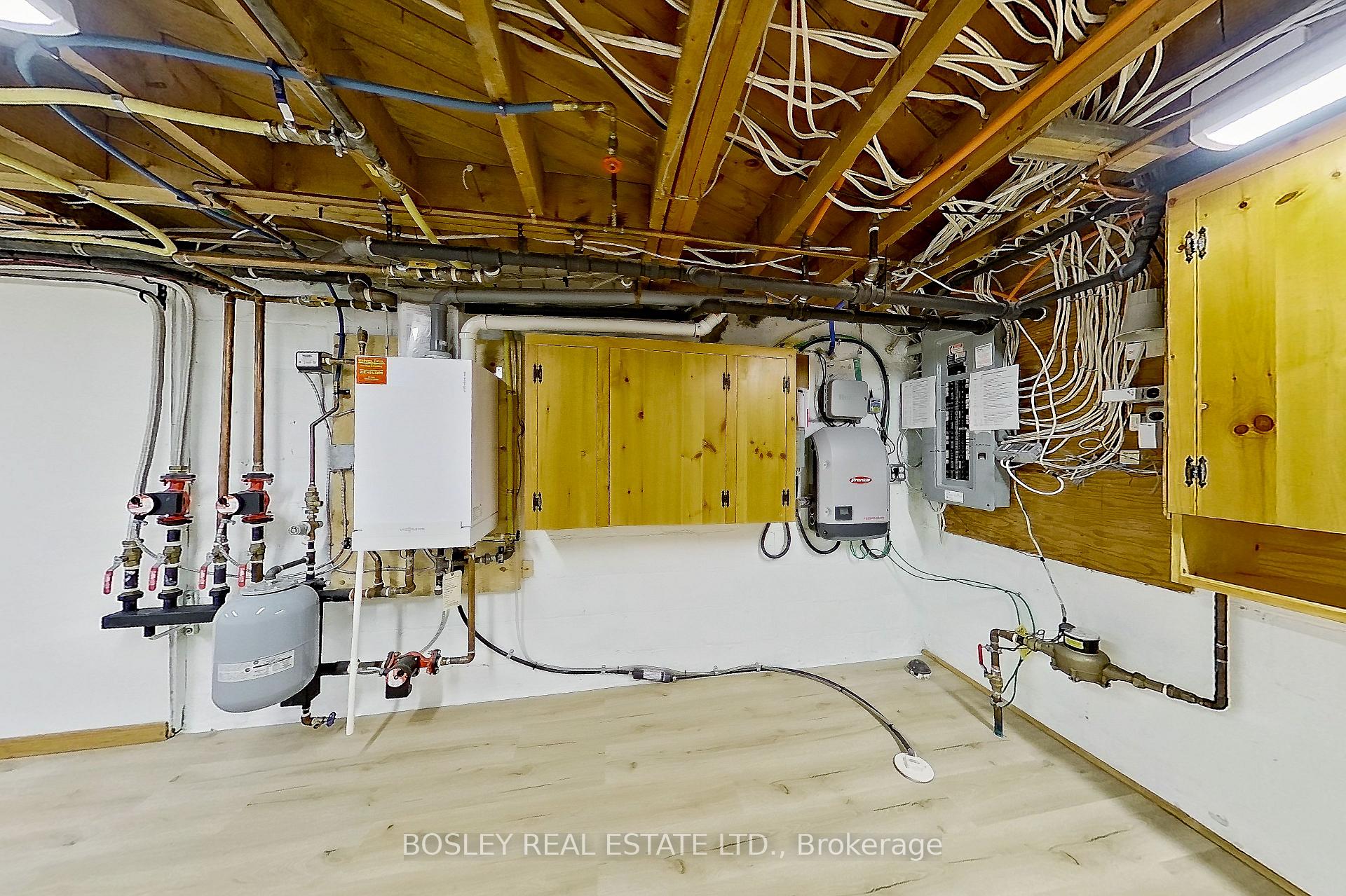 Photo 36 of 112 Brentcliffe Road, Toronto, Leaside — HOMEH
