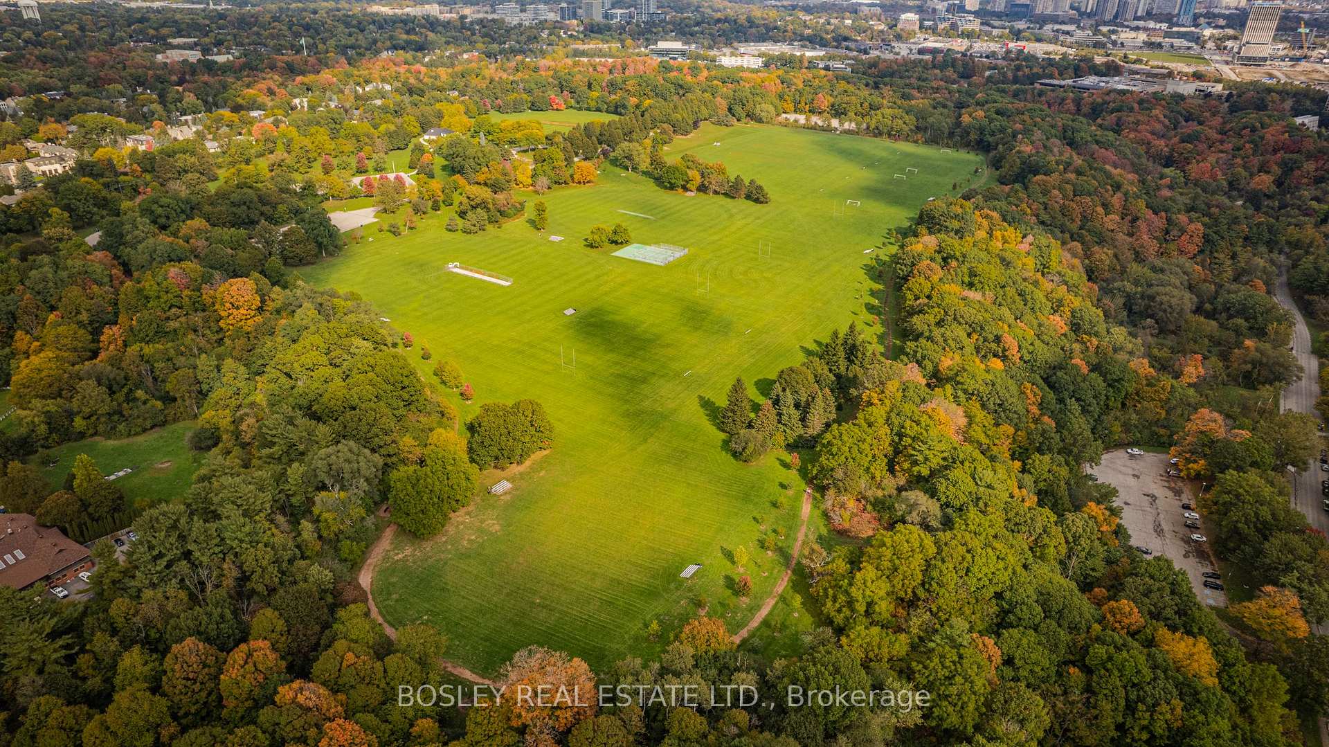 Photo 46 of 112 Brentcliffe Road, Toronto, Leaside — HOMEH