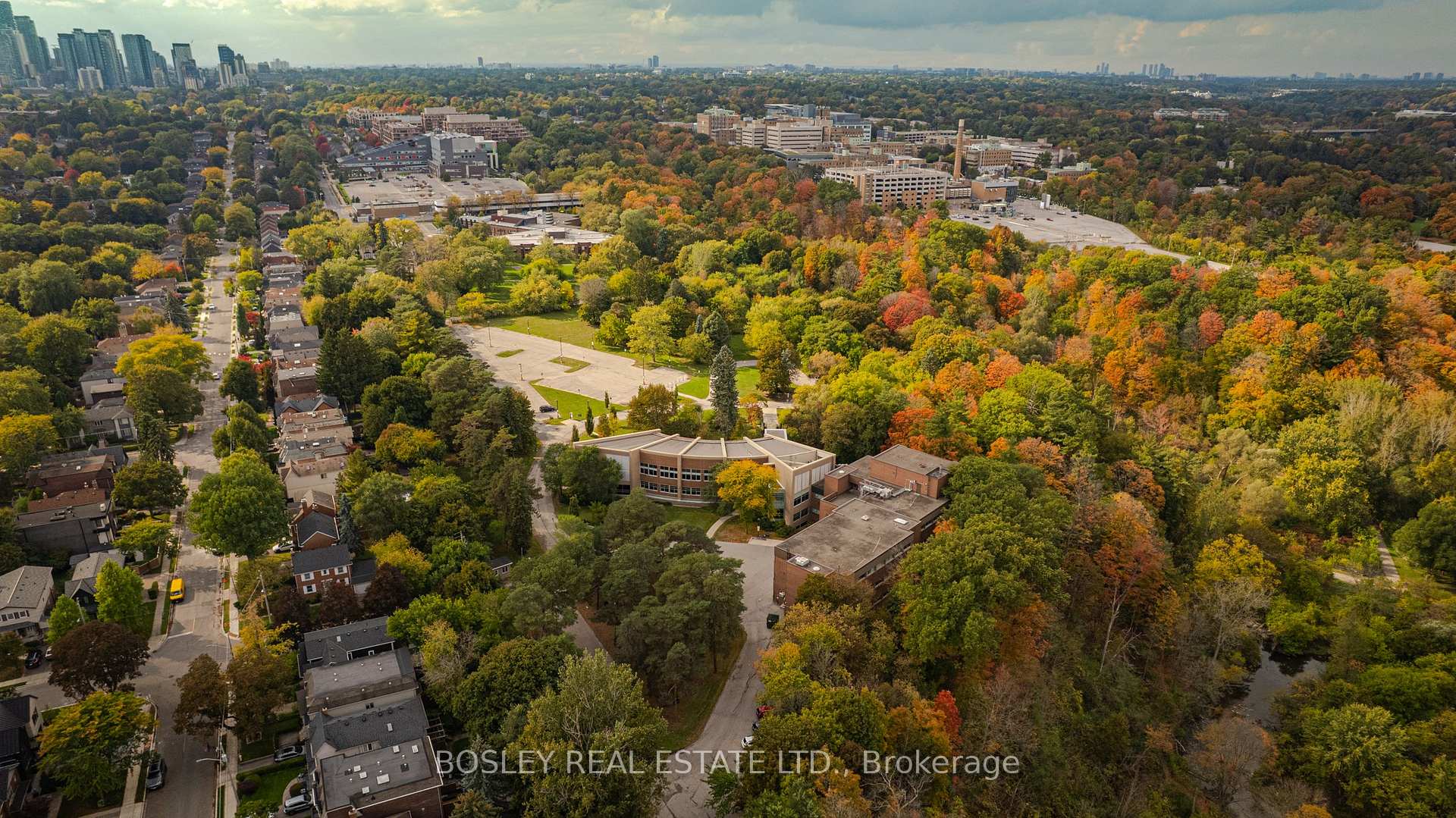 Photo 47 of 112 Brentcliffe Road, Toronto, Leaside — HOMEH