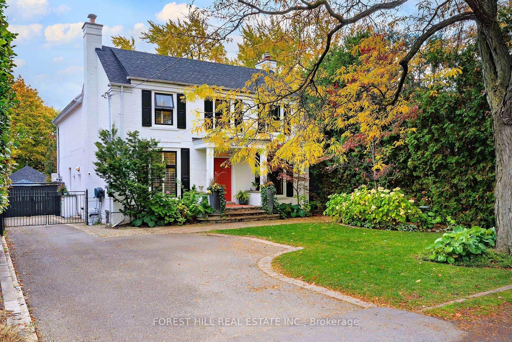 Photo 1 of 181 Hillhurst Boulevard, Toronto, Bedford Park-Nortown — HOMEH