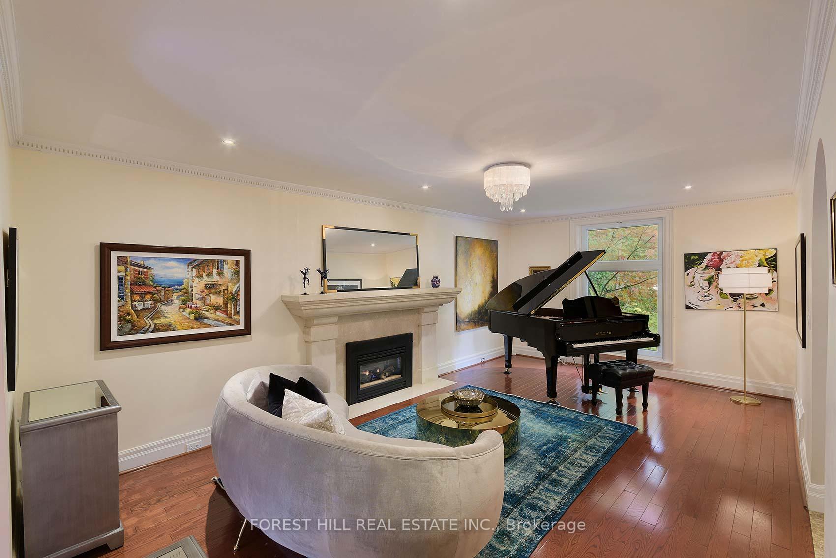 Photo 6 of 181 Hillhurst Boulevard, Toronto, Bedford Park-Nortown — HOMEH