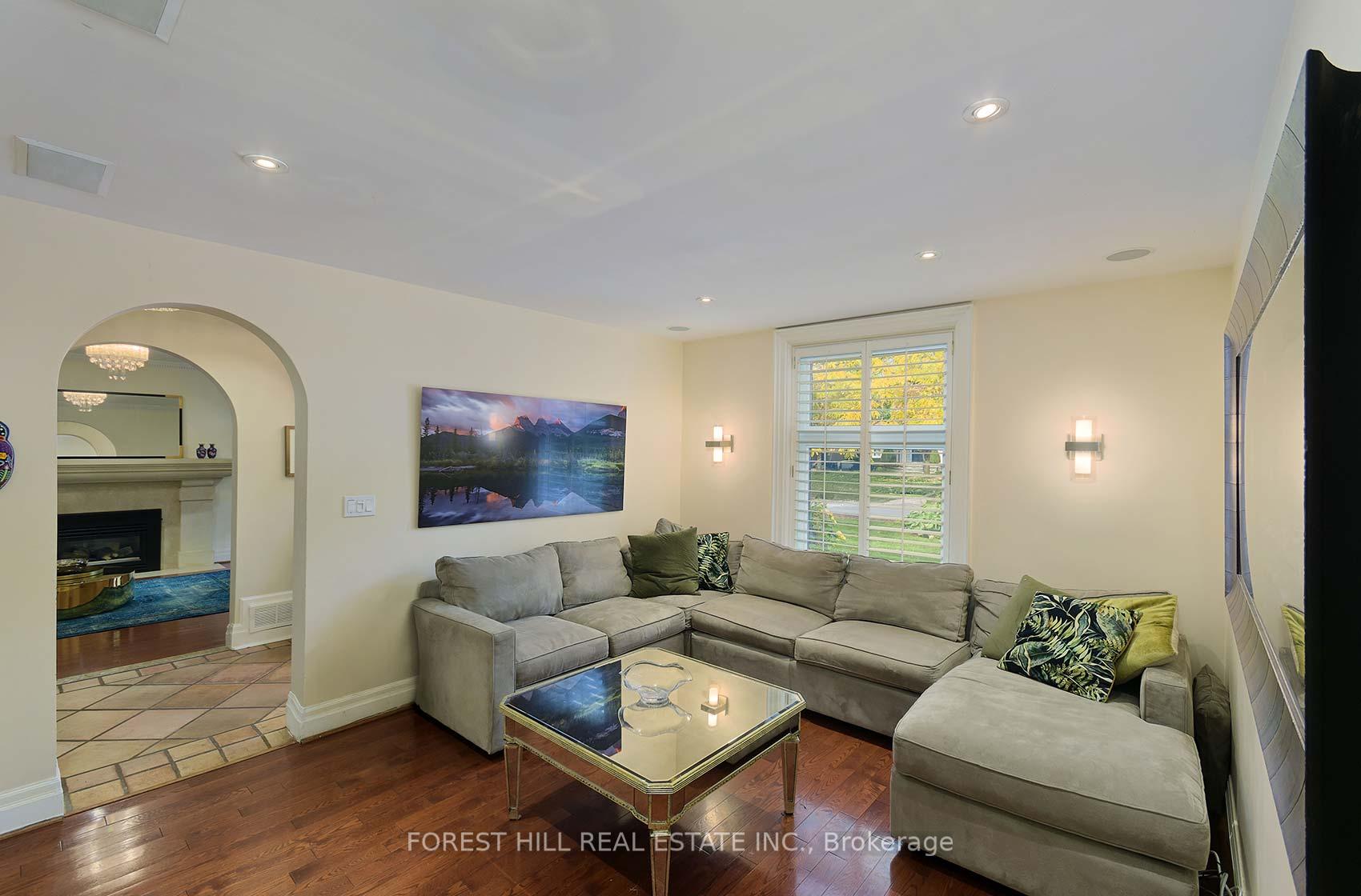 Photo 12 of 181 Hillhurst Boulevard, Toronto, Bedford Park-Nortown — HOMEH