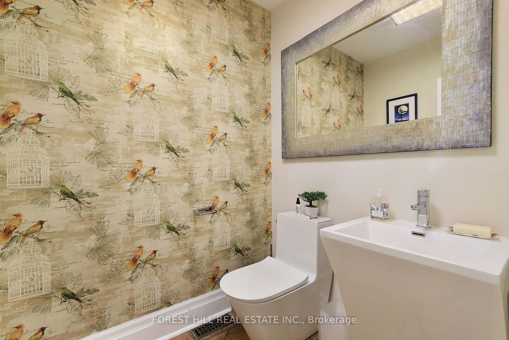 Photo 14 of 181 Hillhurst Boulevard, Toronto, Bedford Park-Nortown — HOMEH