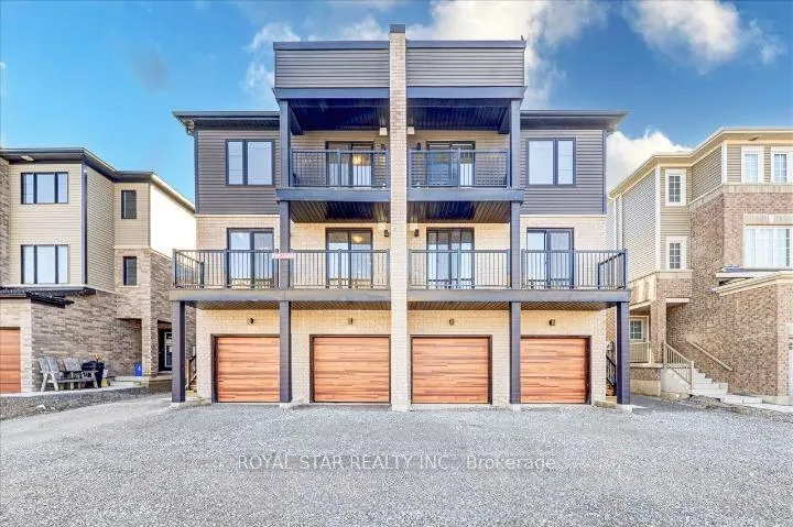 Photo 1 of Unit 2, 14 Pumpkin Cor Crescent, Barrie, Innis-Shore — HOMEH