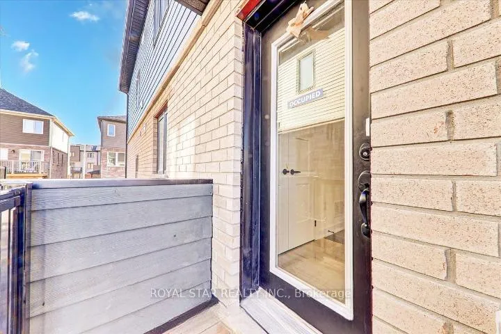 Photo 6 of Unit 2, 14 Pumpkin Cor Crescent, Barrie, Innis-Shore — HOMEH