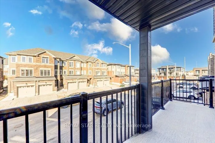 Photo 17 of Unit 2, 14 Pumpkin Cor Crescent, Barrie, Innis-Shore — HOMEH