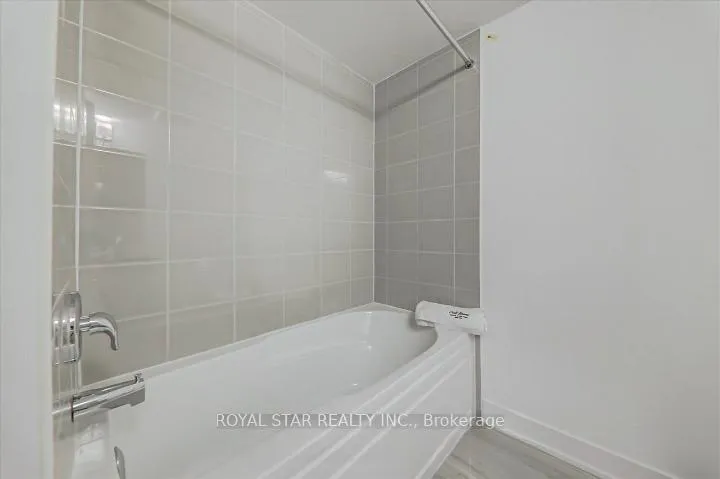 Photo 21 of Unit 2, 14 Pumpkin Cor Crescent, Barrie, Innis-Shore — HOMEH