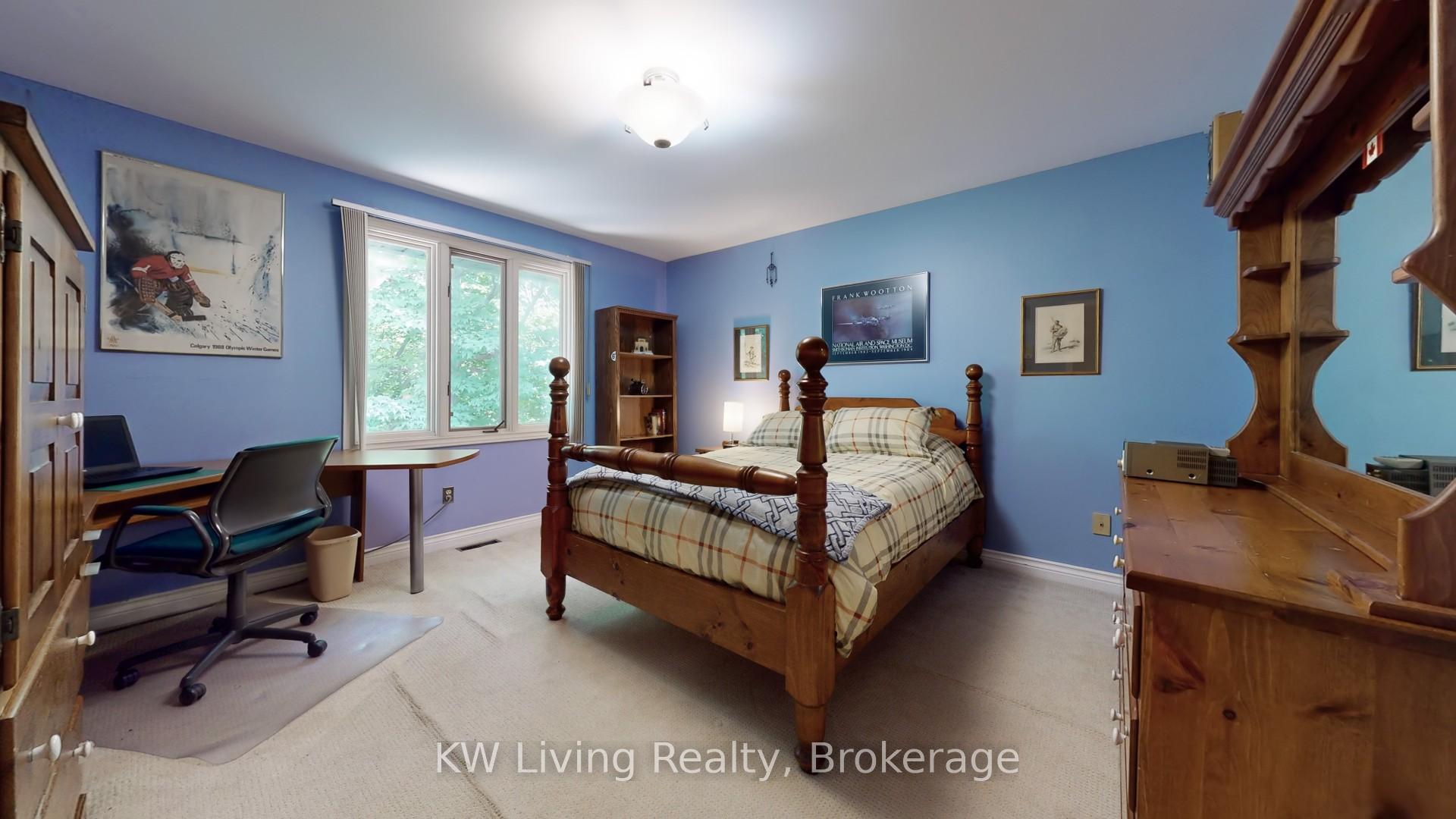 Photo 16 of 17 Woodvale Crescent, Toronto, East York — HOMEH