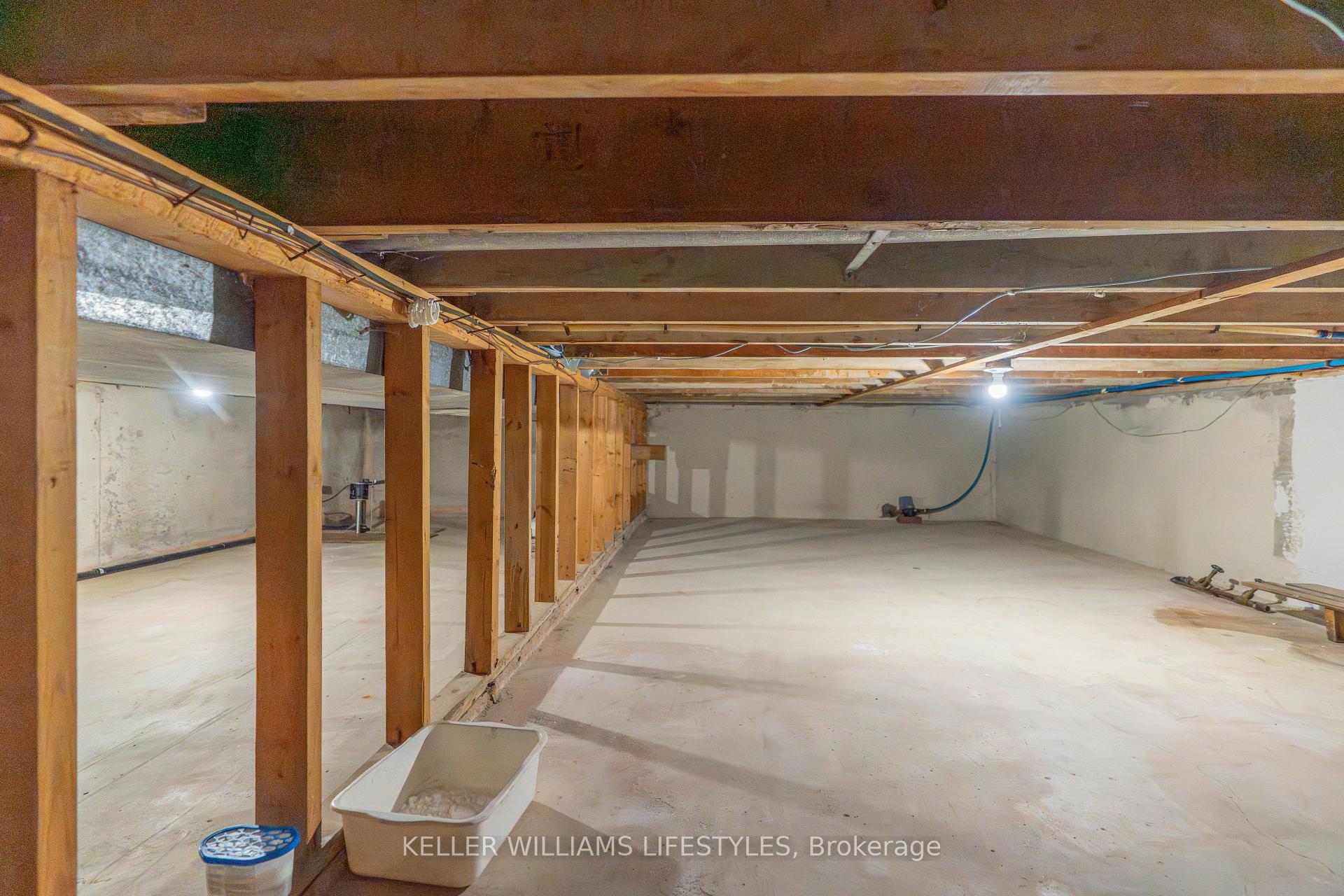 Photo 22 of 8749 Longwoods Road, Strathroy-Caradoc, Rural Strathroy-Caradoc — HOMEH