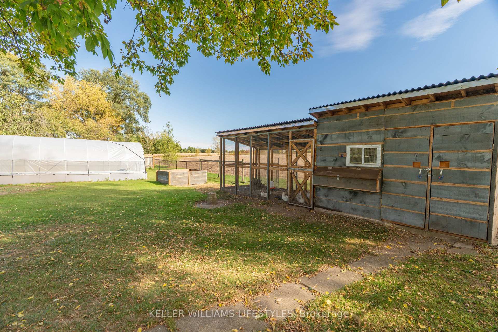 Photo 32 of 8749 Longwoods Road, Strathroy-Caradoc, Rural Strathroy-Caradoc — HOMEH