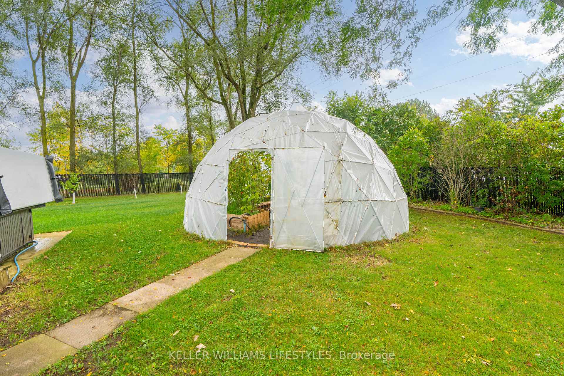 Photo 37 of 8749 Longwoods Road, Strathroy-Caradoc, Rural Strathroy-Caradoc — HOMEH