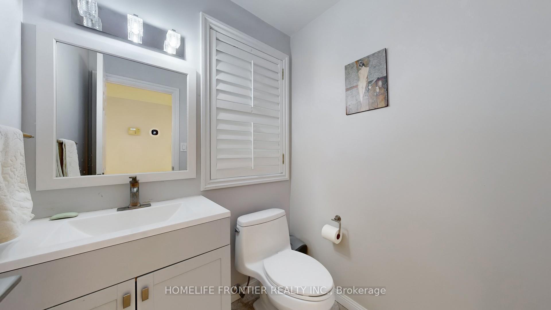 Photo 23 of 23 Nesbitt Drive, Toronto, Leaside — HOMEH