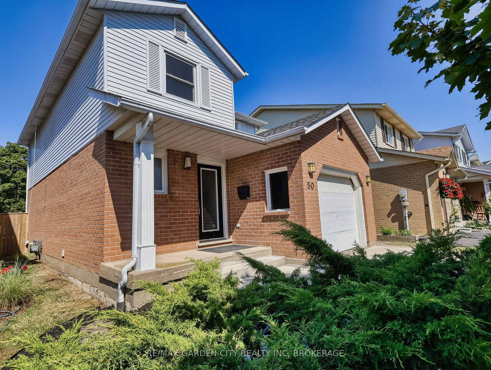 Photo 3 of 50 Culligan Crescent, Thorold, Confederation Heights — HOMEH