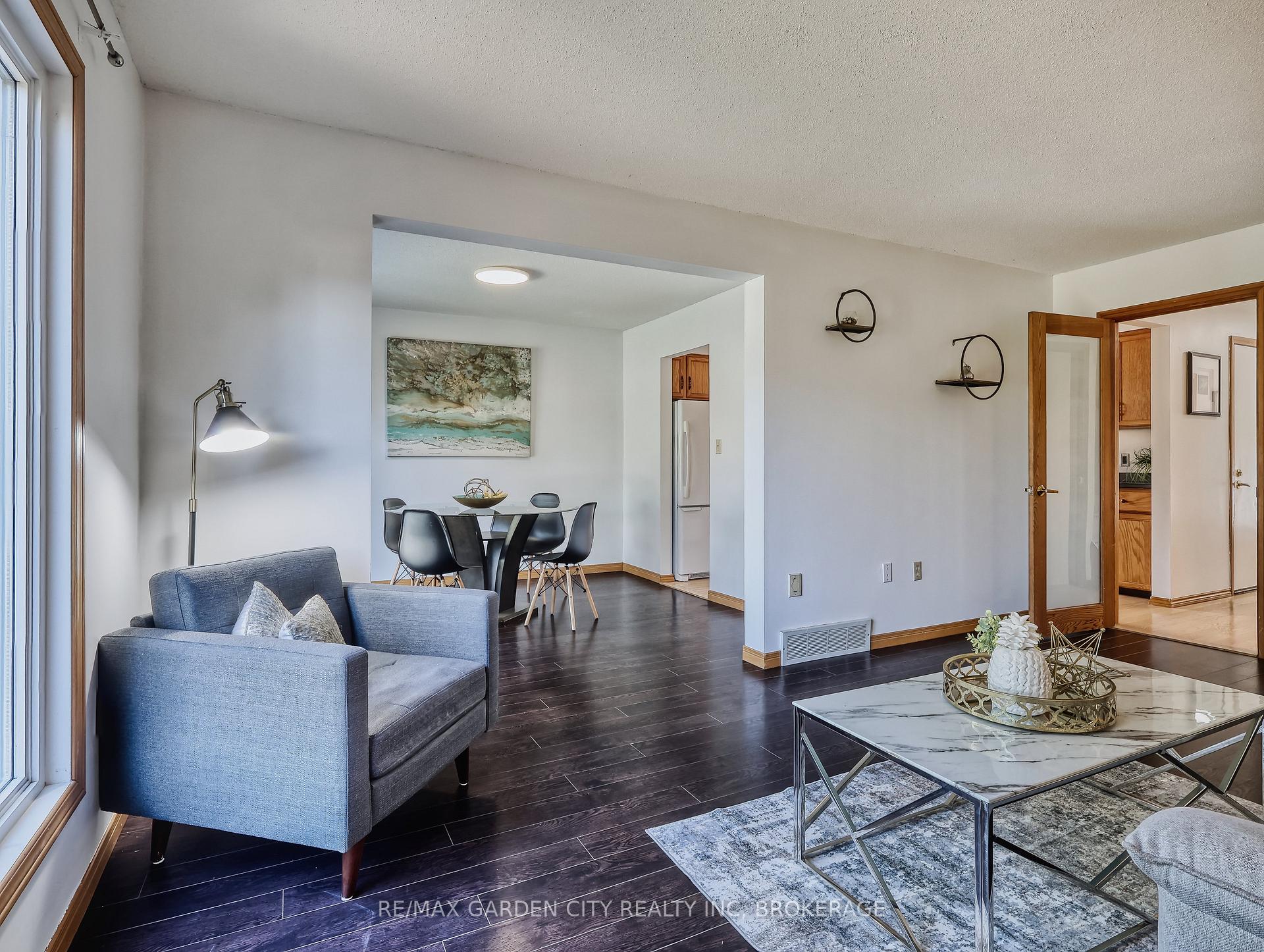 Photo 9 of 50 Culligan Crescent, Thorold, Confederation Heights — HOMEH