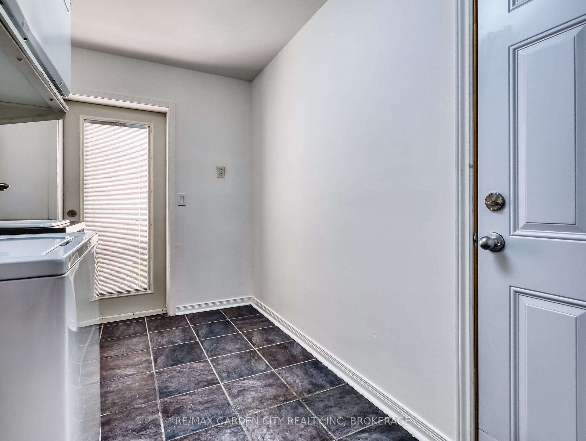 Photo 19 of 50 Culligan Crescent, Thorold, Confederation Heights — HOMEH
