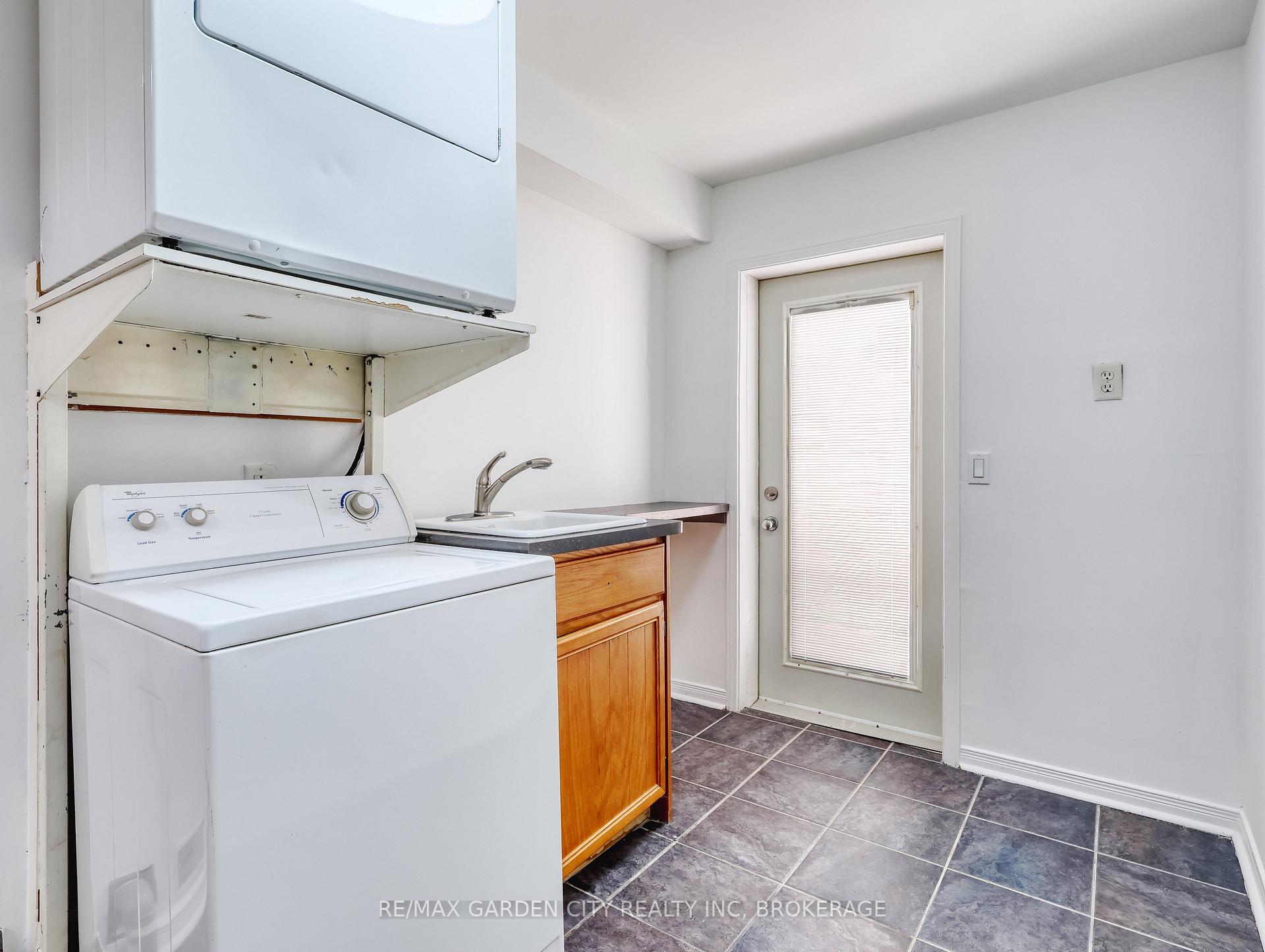 Photo 20 of 50 Culligan Crescent, Thorold, Confederation Heights — HOMEH