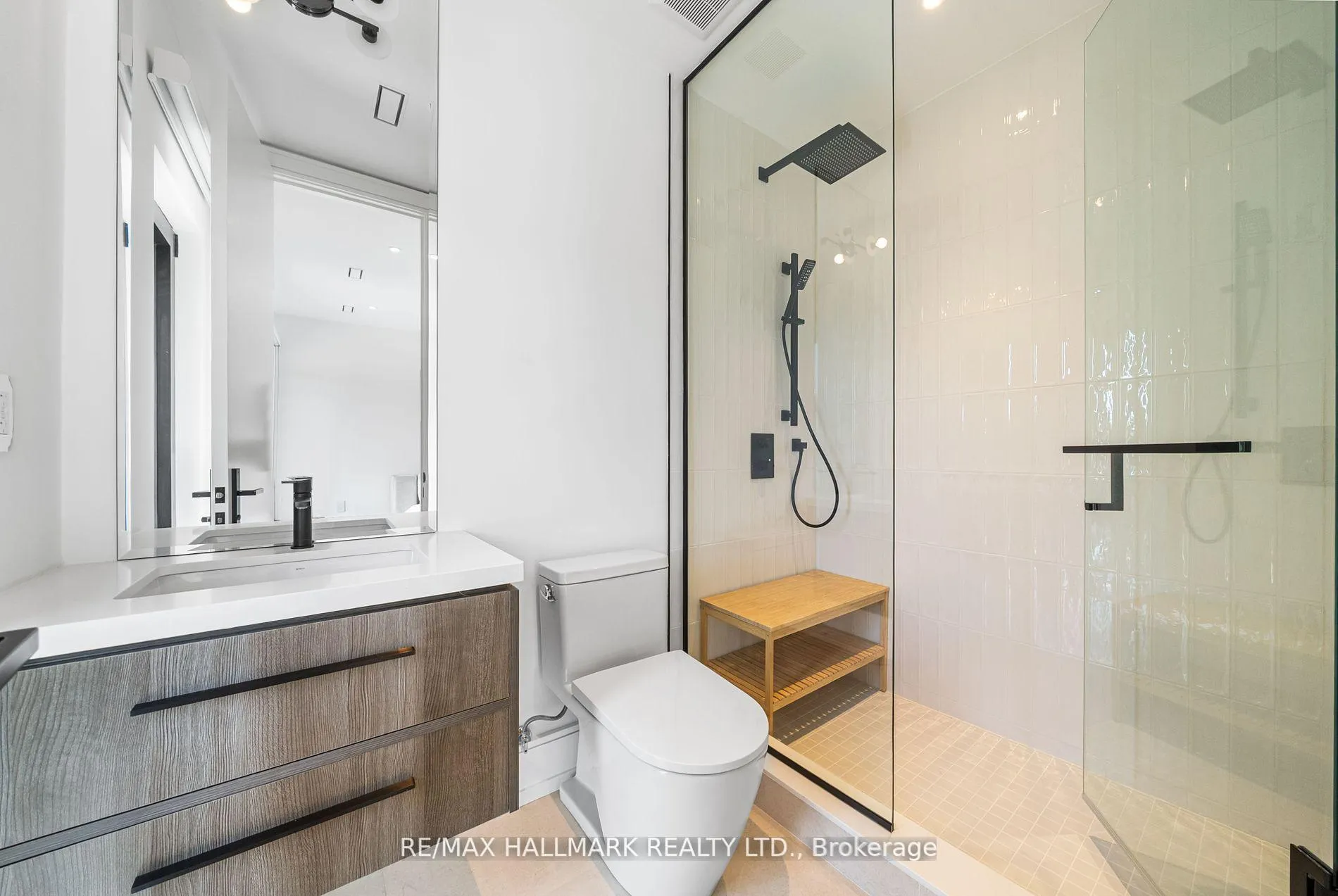 Photo 36 of 22 Divadale Drive, Toronto, Leaside — HOMEH