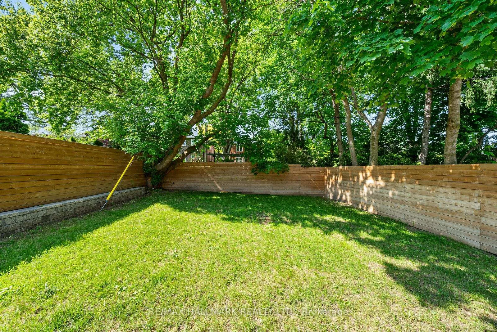 Photo 47 of 22 Divadale Drive, Toronto, Leaside — HOMEH