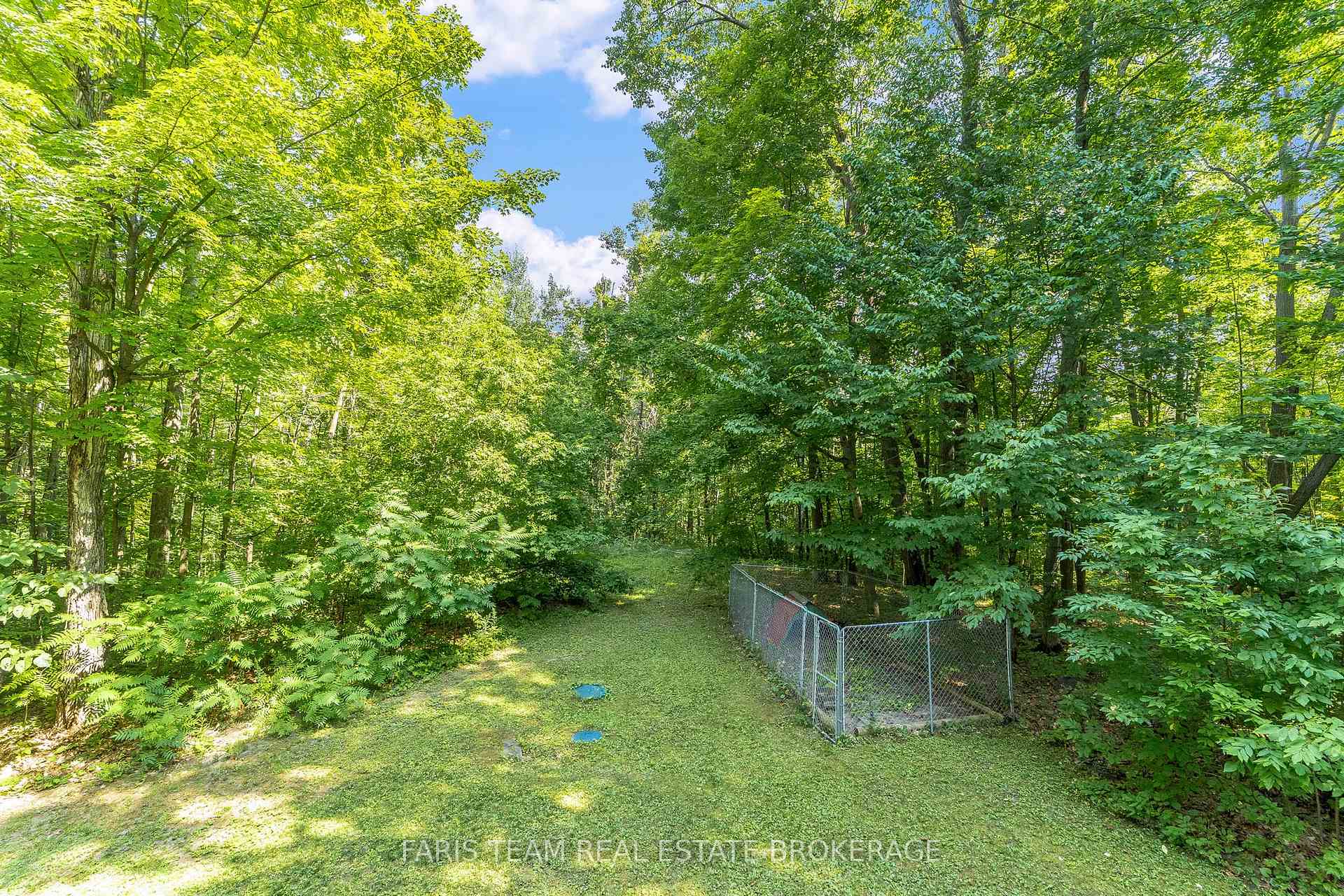 Photo 32 of 4094 Granny White Side Road, Tay, Rural Tay — HOMEH