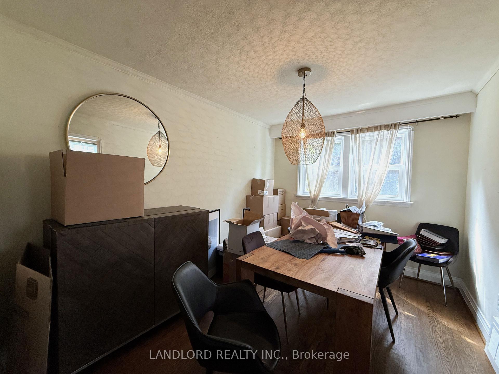 Photo 4 of 1 Thursfield Crescent, Toronto, Leaside — HOMEH