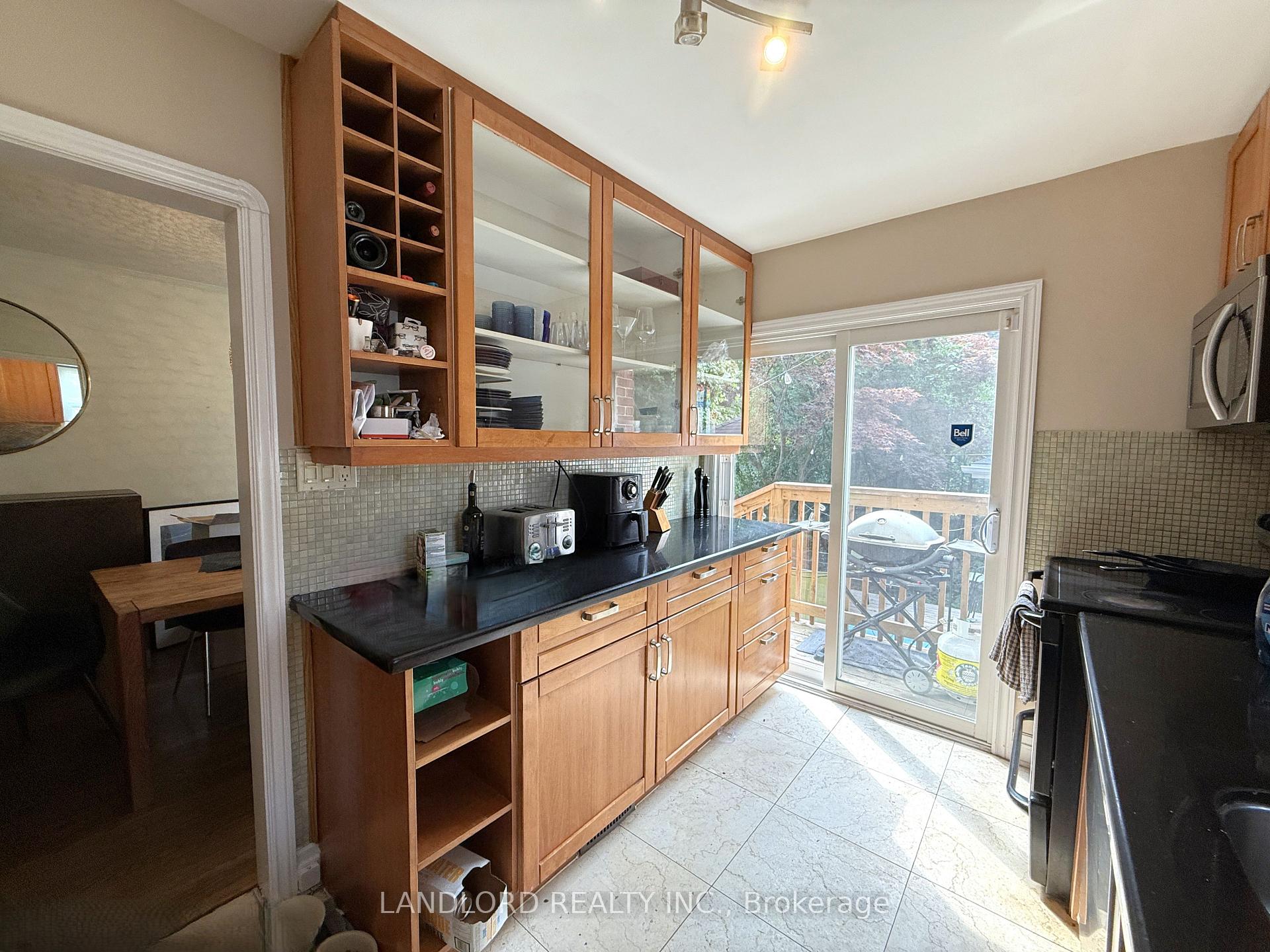 Photo 8 of 1 Thursfield Crescent, Toronto, Leaside — HOMEH
