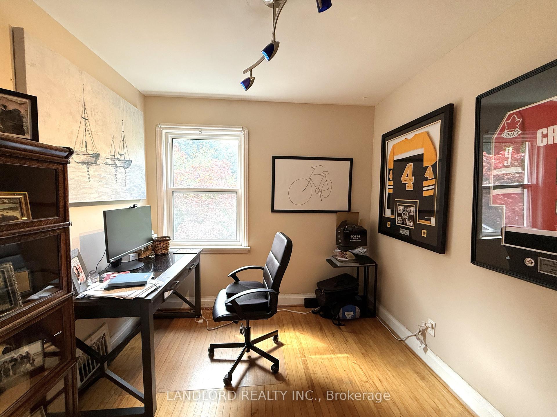 Photo 16 of 1 Thursfield Crescent, Toronto, Leaside — HOMEH