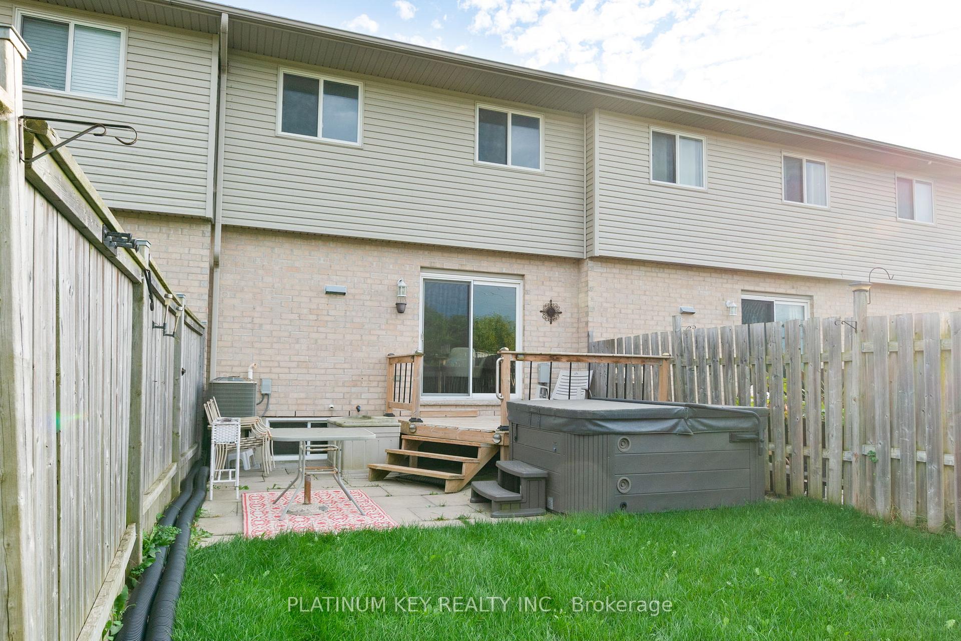 Photo 29 of 19 Katie Lane, Strathroy-Caradoc, NE — HOMEH