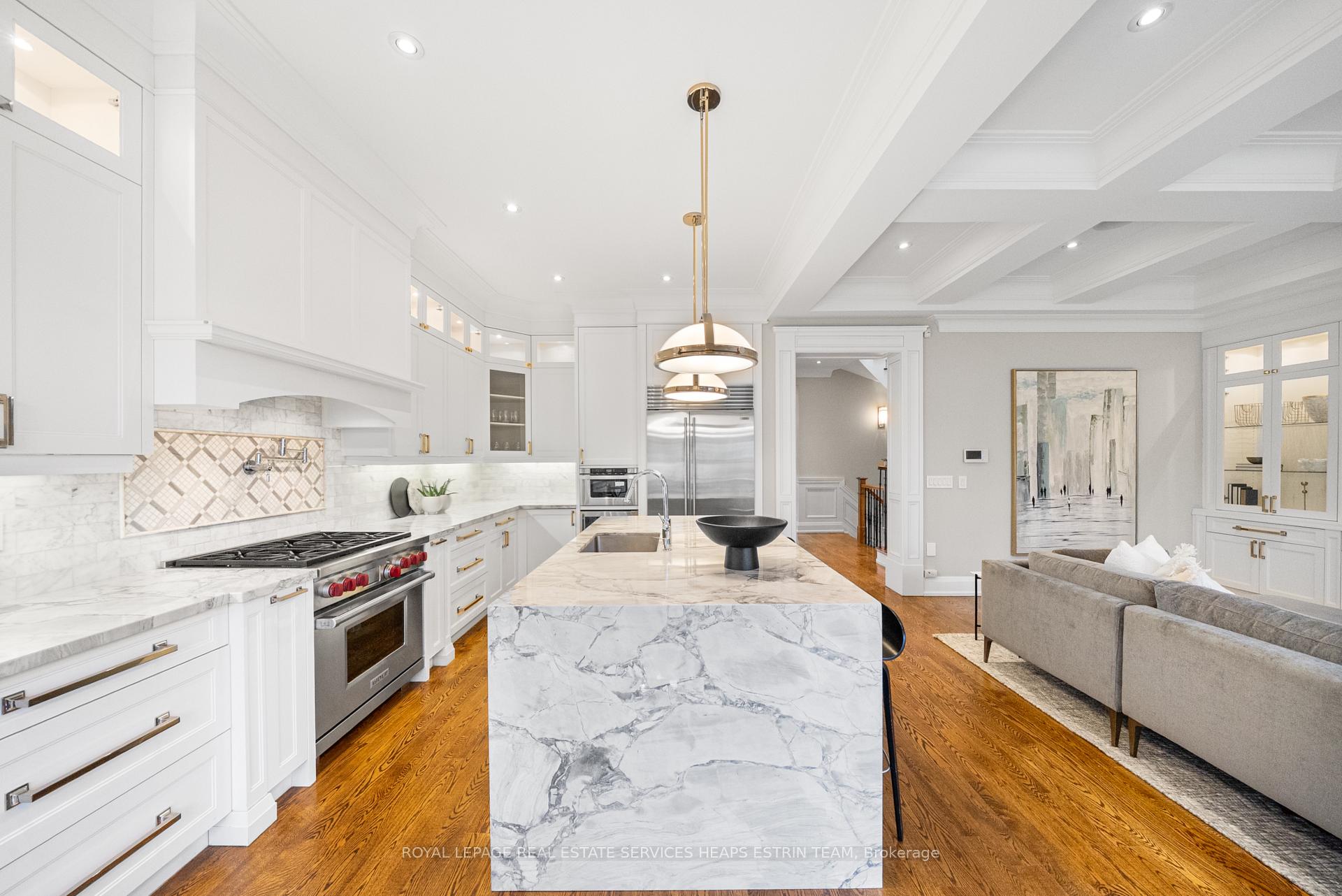 Photo 6 of 565 Broadway Avenue, Toronto, Leaside — HOMEH