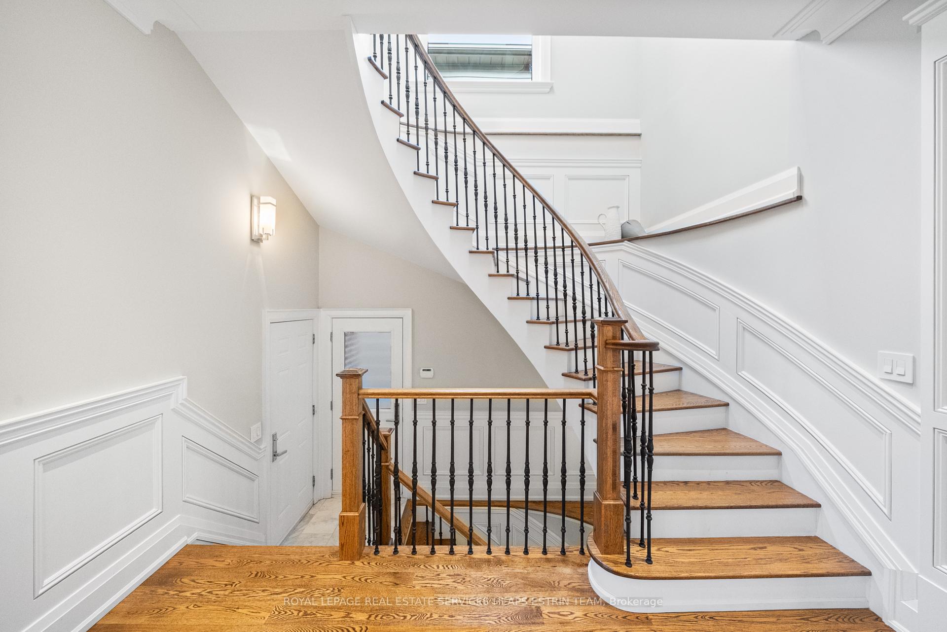Photo 11 of 565 Broadway Avenue, Toronto, Leaside — HOMEH