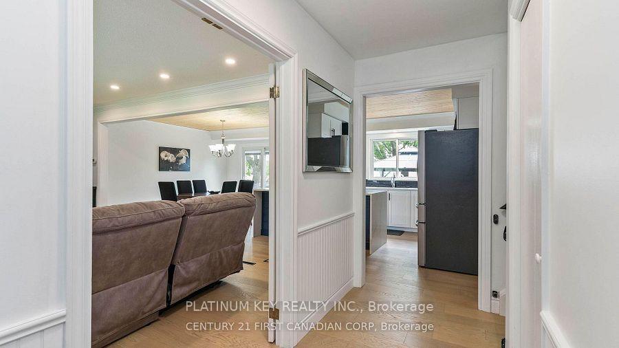 Photo 6 of 741 Glover Crescent, Strathroy-Caradoc, Mount Brydges — HOMEH