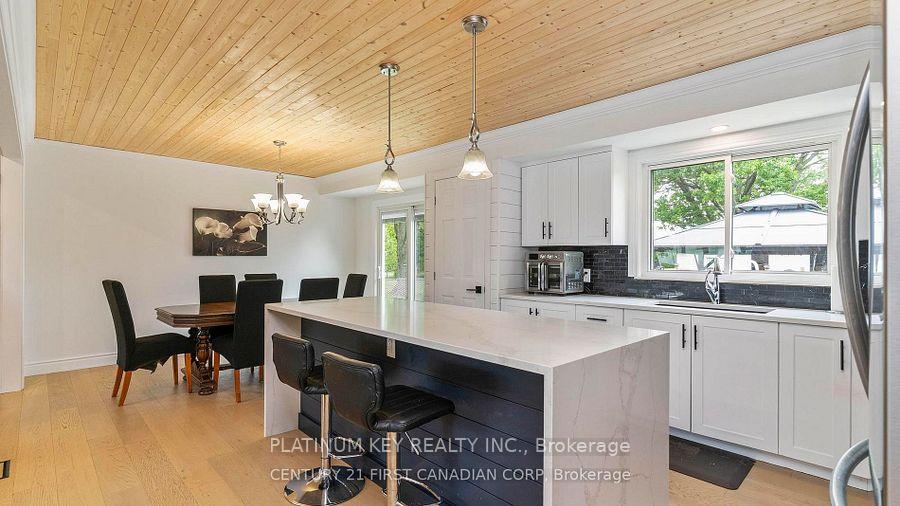 Photo 7 of 741 Glover Crescent, Strathroy-Caradoc, Mount Brydges — HOMEH