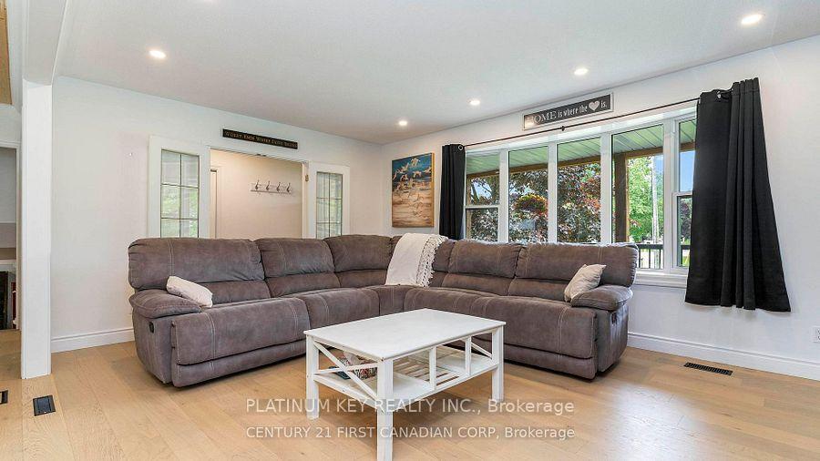Photo 14 of 741 Glover Crescent, Strathroy-Caradoc, Mount Brydges — HOMEH