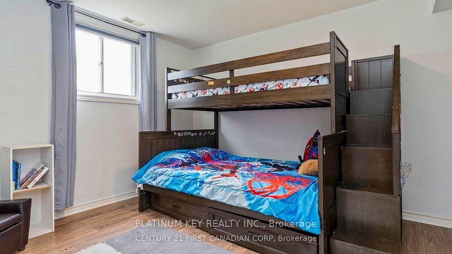 Photo 27 of 741 Glover Crescent, Strathroy-Caradoc, Mount Brydges — HOMEH