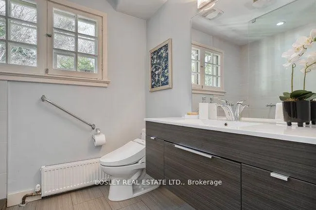 Photo 14 of 40 Castle Frank Crescent, Toronto, Rosedale-Moore Park — HOMEH