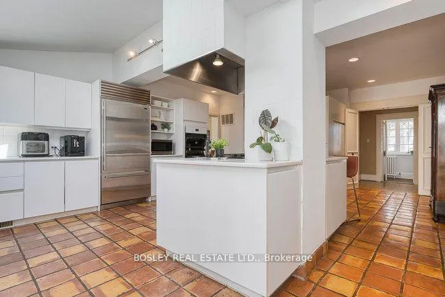 Photo 20 of 40 Castle Frank Crescent, Toronto, Rosedale-Moore Park — HOMEH