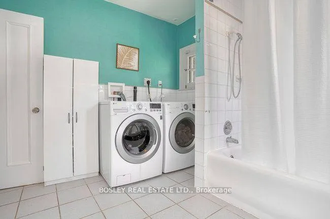 Photo 34 of 40 Castle Frank Crescent, Toronto, Rosedale-Moore Park — HOMEH