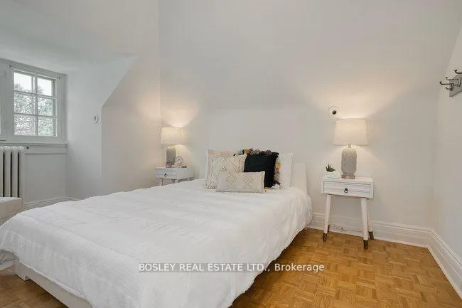 Photo 43 of 40 Castle Frank Crescent, Toronto, Rosedale-Moore Park — HOMEH