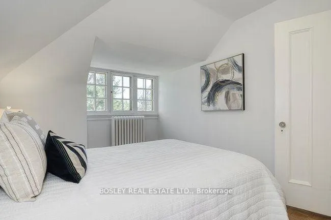 Photo 47 of 40 Castle Frank Crescent, Toronto, Rosedale-Moore Park — HOMEH
