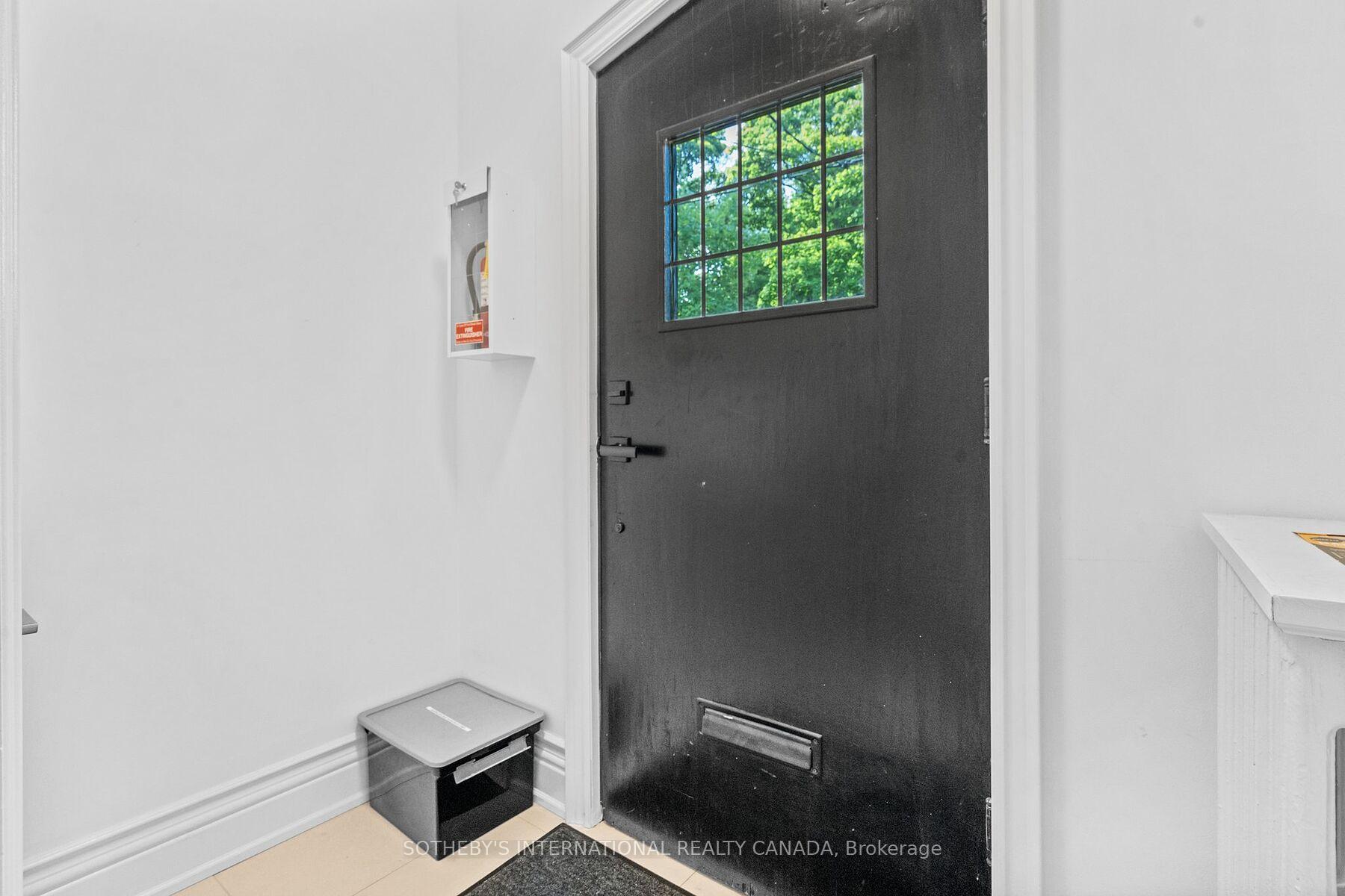 Photo 3 of Unit Main Lv, 89 Whitehall Road, Toronto, Rosedale-Moore Park — HOMEH