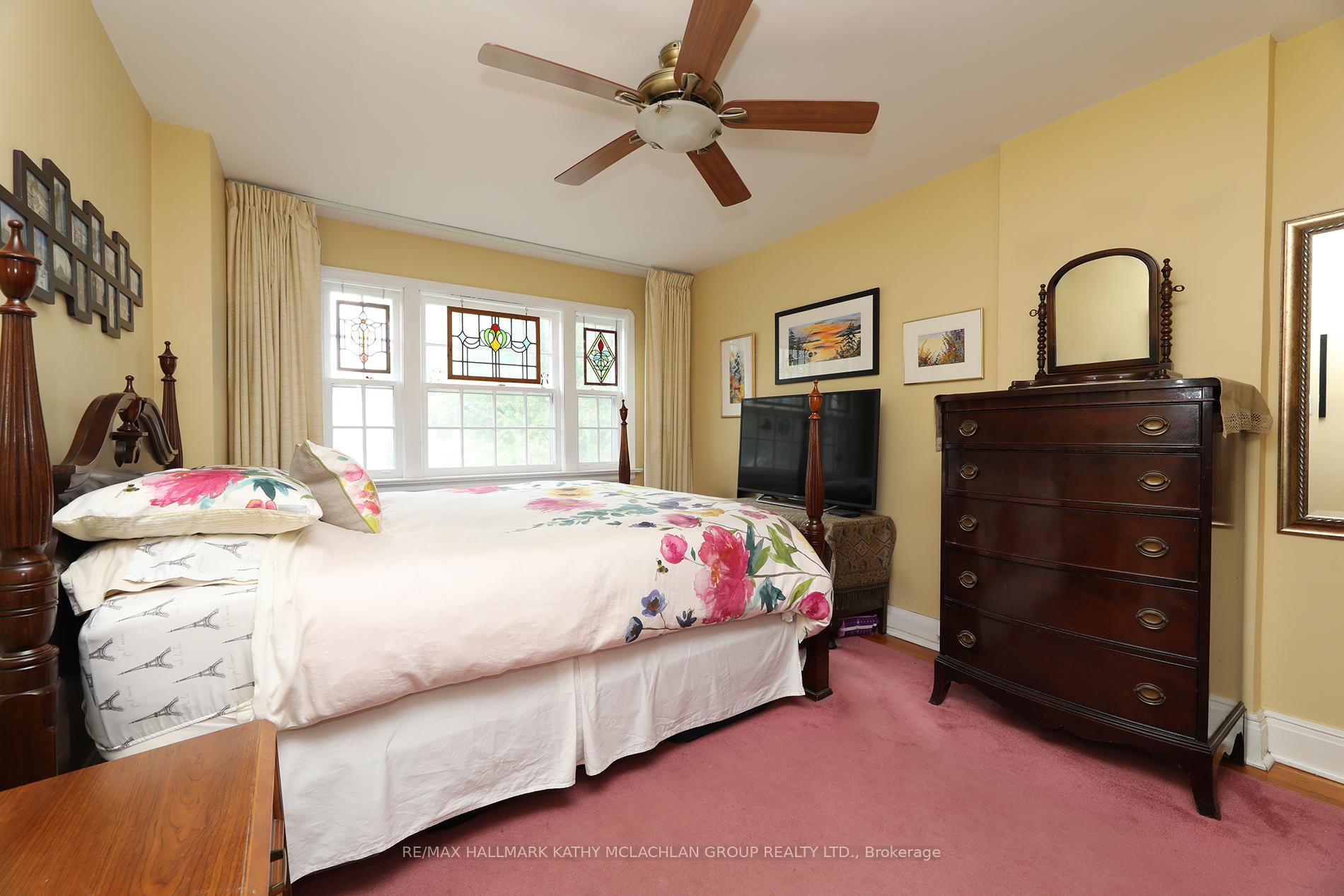 Photo 16 of 149 Donlea Drive, Toronto, Leaside — HOMEH